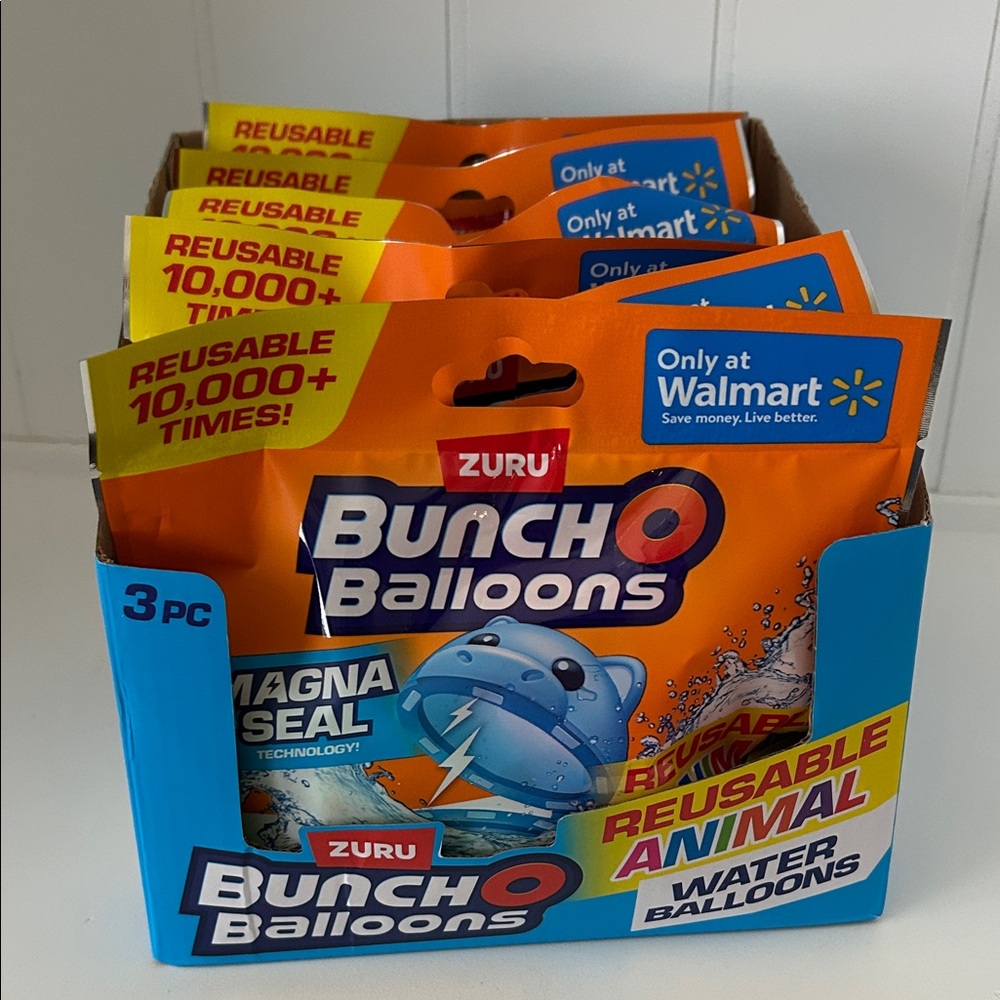 Zuru Bunch O Balloons Reusable Animal Water Balloons / 6 packs of 3 + Display